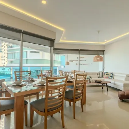 Espectacular Muy Amplio Apartamento