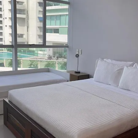 Espectacular Muy Amplio Apartamento *